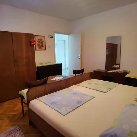Apartman Ivo Apartment