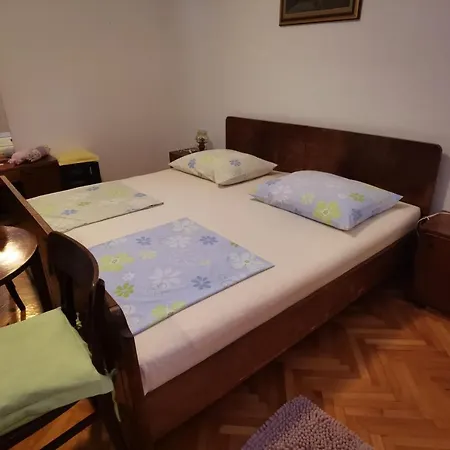 Apartman Ivo Apartment *