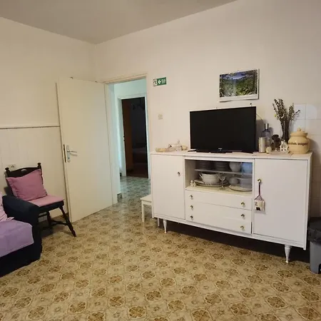 Apartment Apartman Ivo Makarska