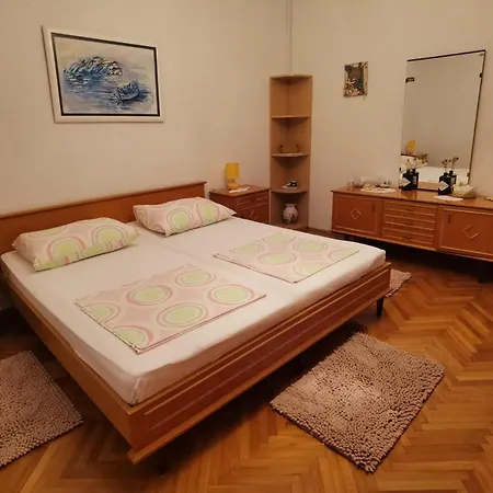 Lägenhet Ivo Makarska